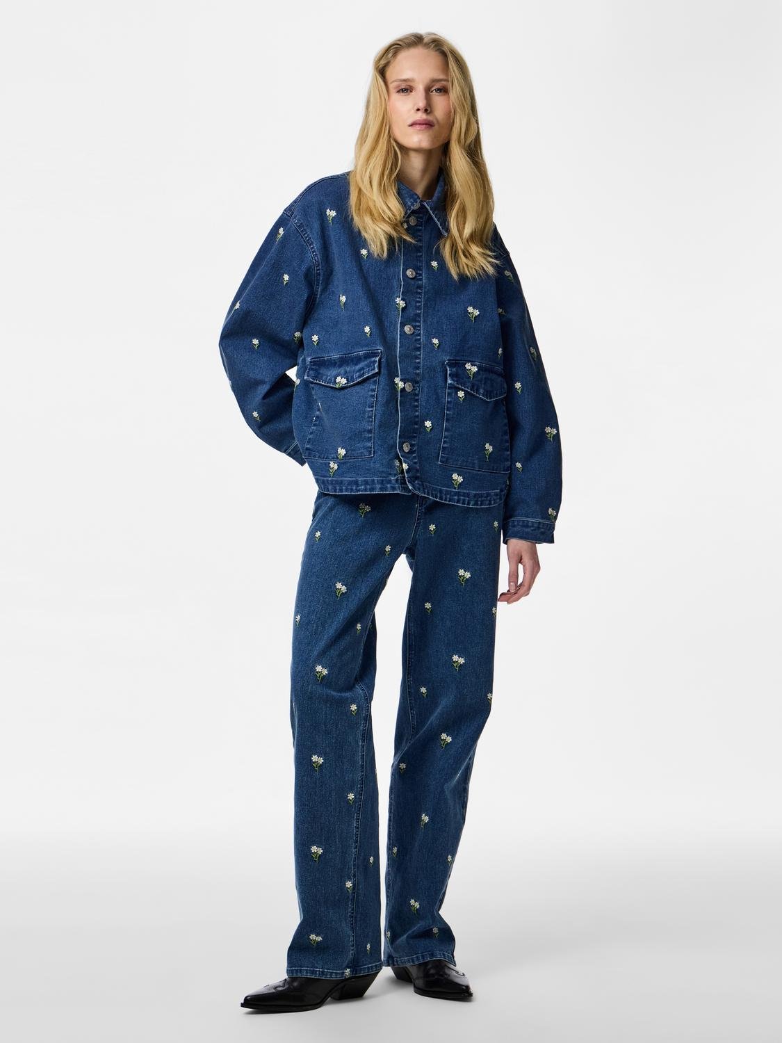 PCFLORA Denim Shirt - Medium Blue Denim - VERO MODA & VILA Bergvik